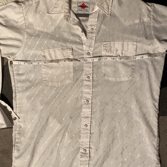 MWG iridescent Made in Canada western shirt, Large - Picture 7 of 10